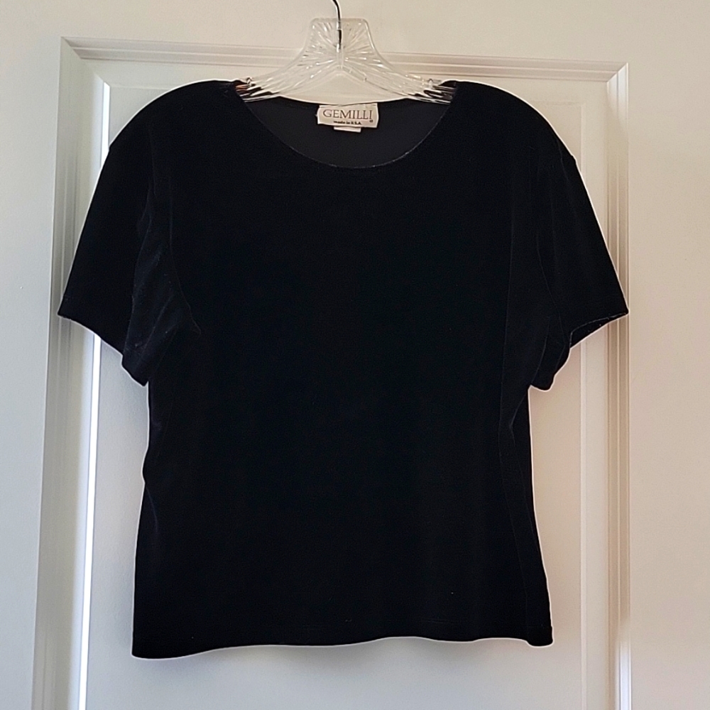 Gemilli vintage velvet like top size L
